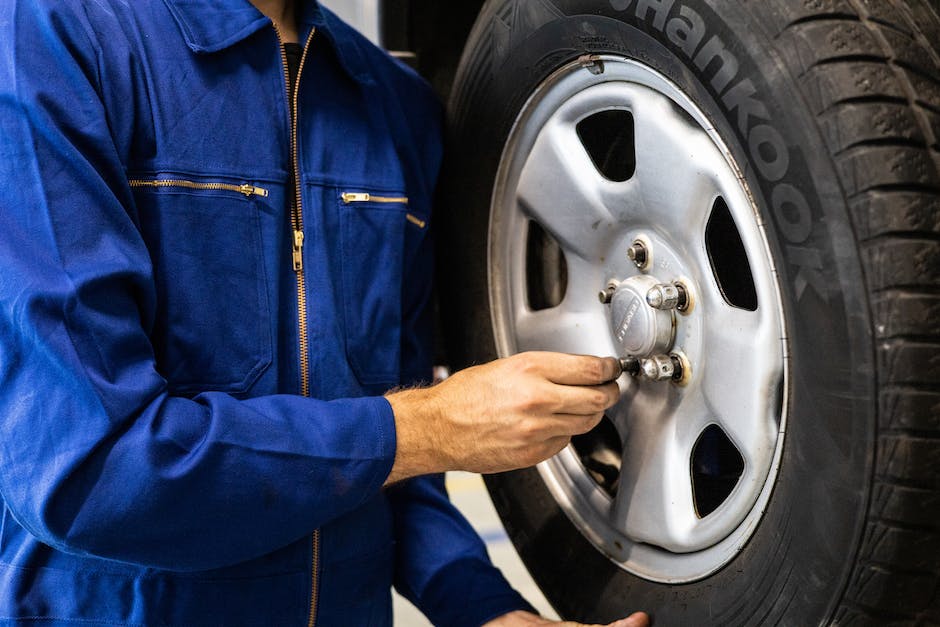 Image illustrating the importance of tire maintenance